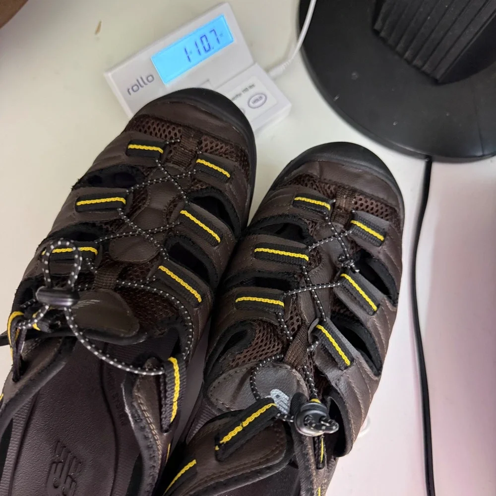 New Balance M2040BR Mens Brown Yellow Closed Toe Fisherman Sandals 14W Wide